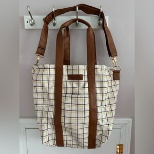 Kindred Bravely Hospital Tote bag